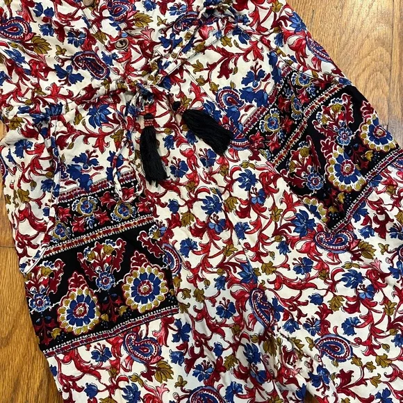 Band of Gypsies Jumpsuit Summer Floral Patch Pockets Size XS - Picture 5 of 9